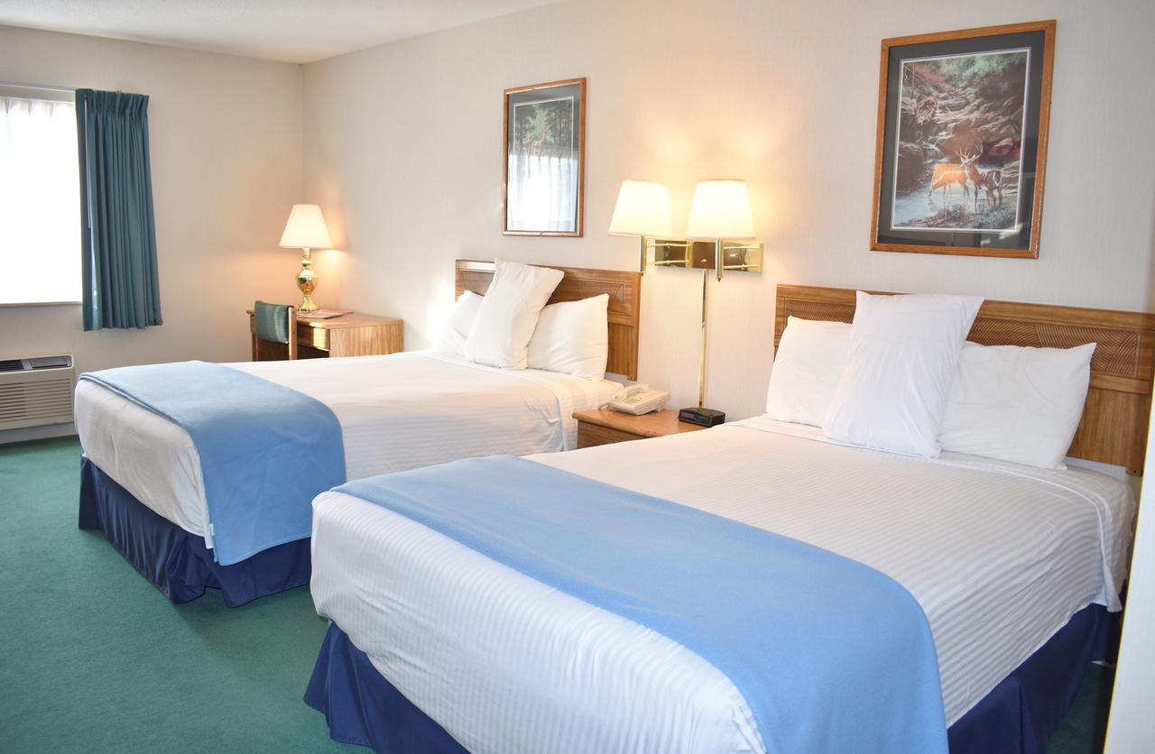 Americas Best Value Inn & Suites - Tahquamenon Country Newberry Ngoại thất bức ảnh